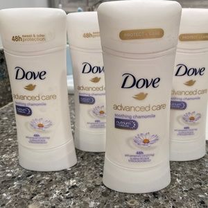 Dove Deodorant: Smoothing Chamomile